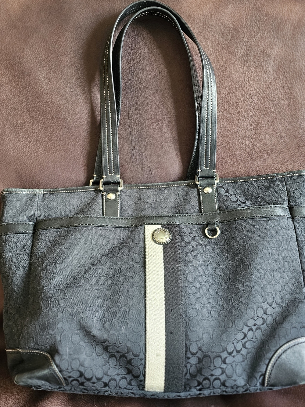 Coach Voyager F13813 Signature Multi Function Tote